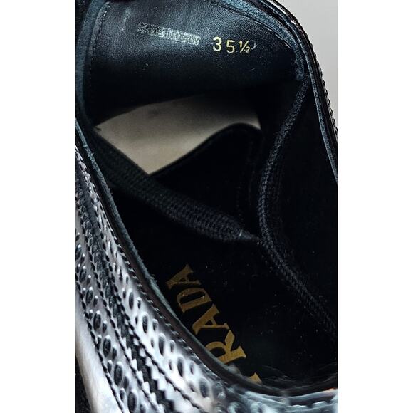 Authentic Prada Black Leather Lasercut Accents Oxford Platform Shoes Size 35.5 - Picture 8 of 9